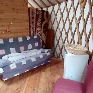 Charmante Yourte Contemporaine Hébergement de vacances Carmaux