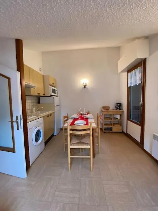 Lovely Studio Apartment In Les Contamines-Montjoie